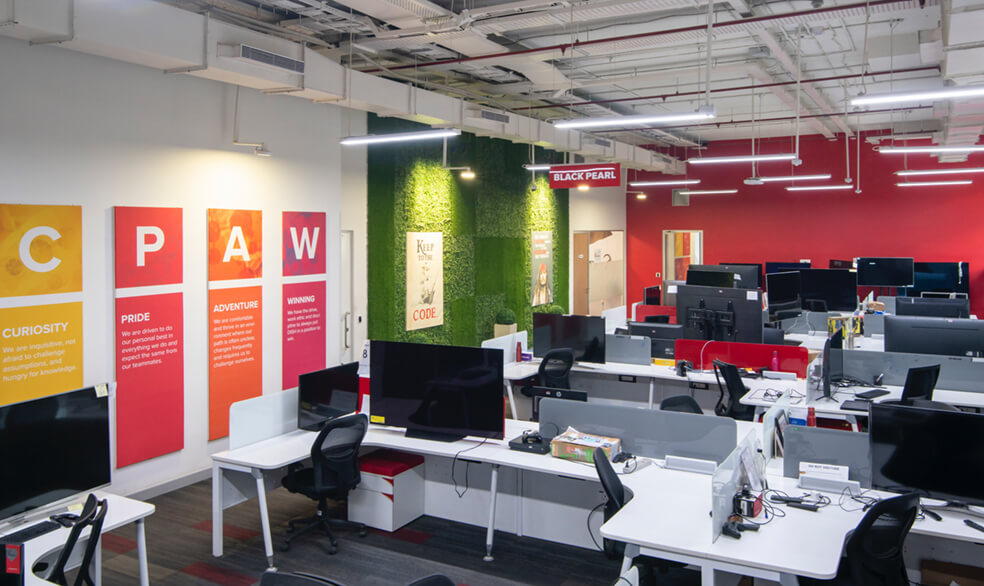 Open layout and team environment at DISH Network Technologies office