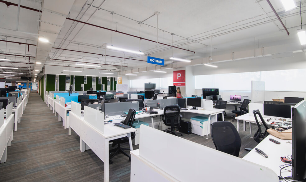 Cutting-edge technology and computers at DISH India office